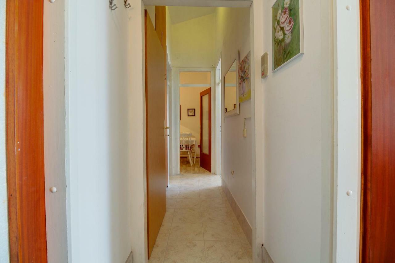 The Look Apartment Mali Losinj Exterior photo